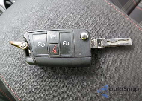 2017 Volkswagen Golf Gti S 4-Door z USA, uszkodzony, nr VIN 3VW4T7AU7HM013076